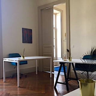 Bureau privé 25 m² 5 postes Coworking Rue de Maguelone Montpellier 34000 - photo 1